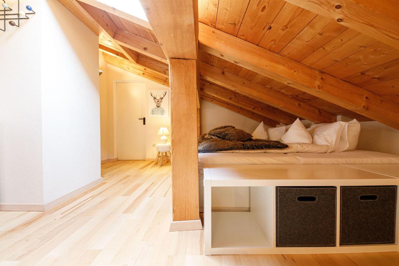 Dachgeschoss Wohnung Akelei Am Fusse Der Zugspitze Grainau Exteriör bild