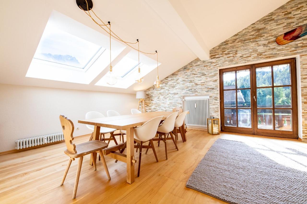 Dachgeschoss Wohnung Akelei Am Fusse Der Zugspitze Grainau Exteriör bild